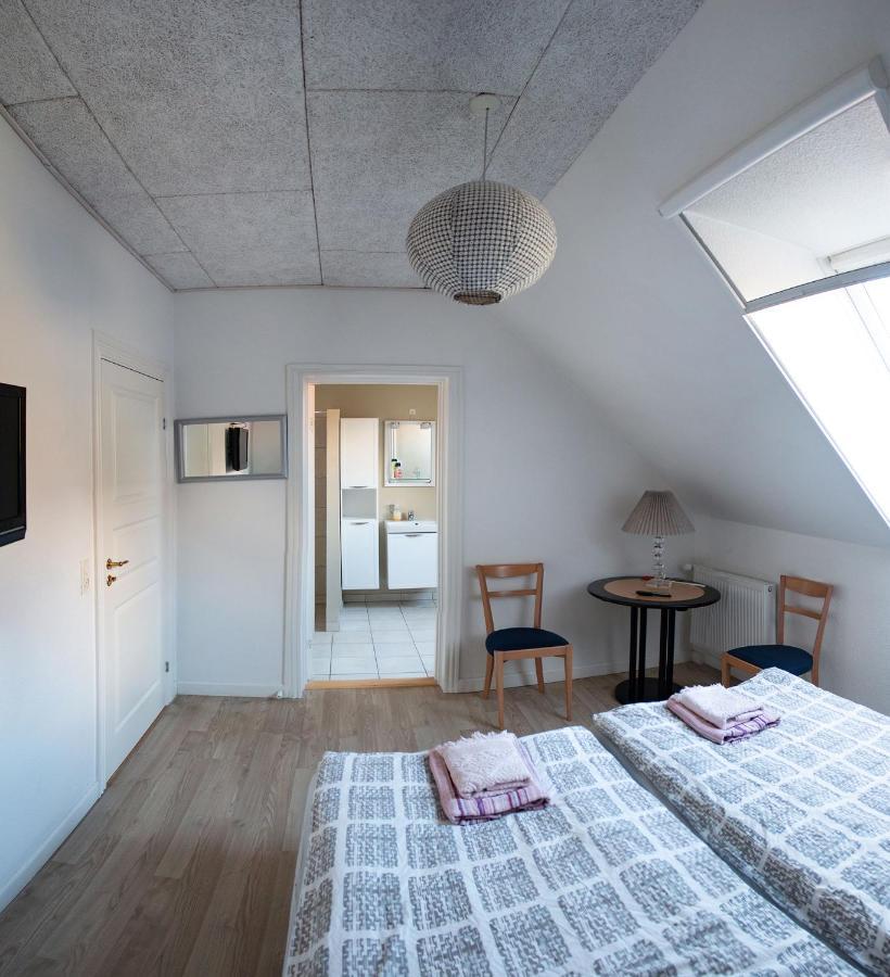 Louiselund Bed & Breakfast 哈泽斯莱乌 外观 照片